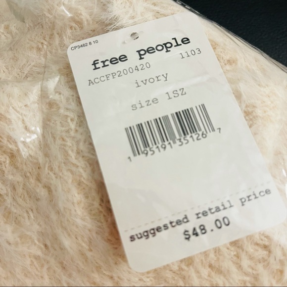 NWT✨Free People Women's Whisper Fringe Blanket Scarf ivory - Picture 3 of 5